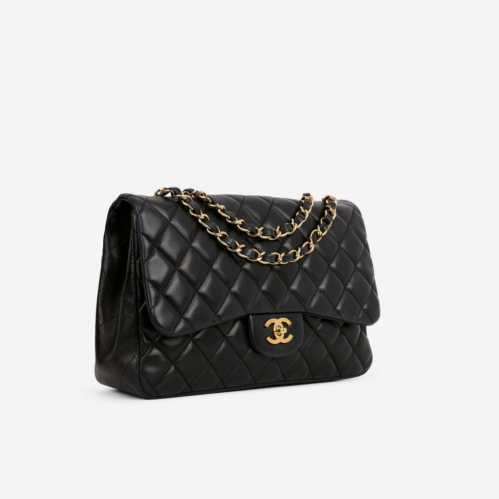 Chanel Chanel Single Flap Jumbo in Black Lambskin - Castel Clothing