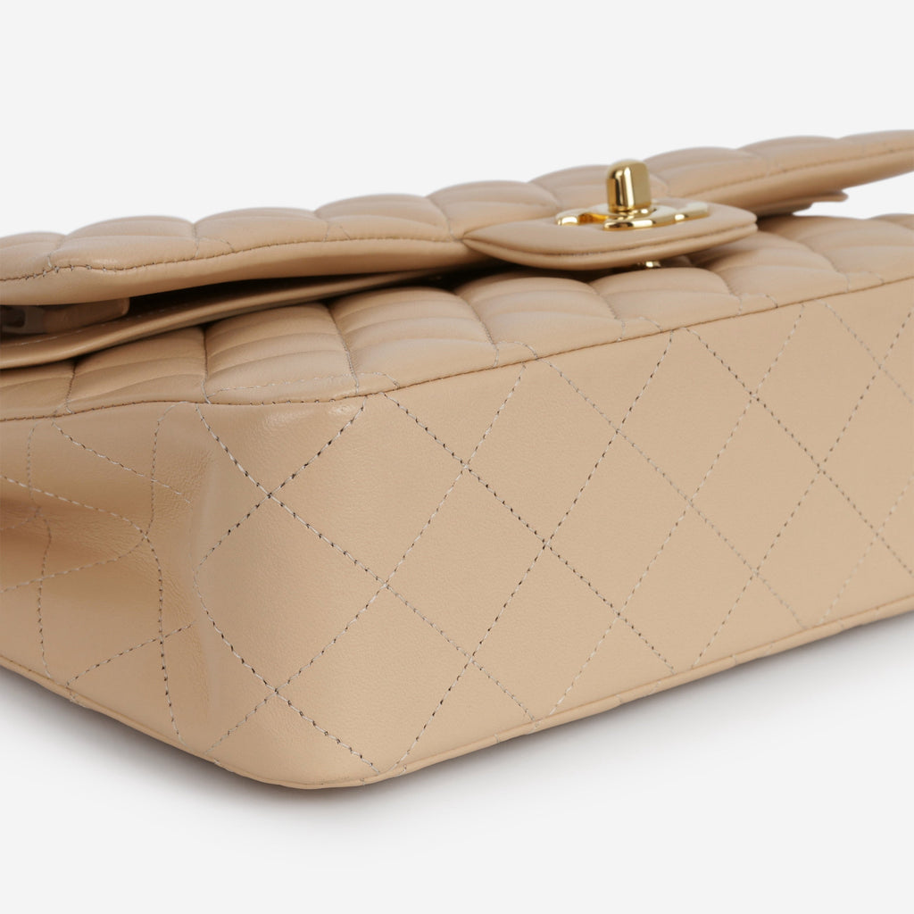Chanel Chanel Medium Classic Flap in Beige Lambskin - Castel Clothing