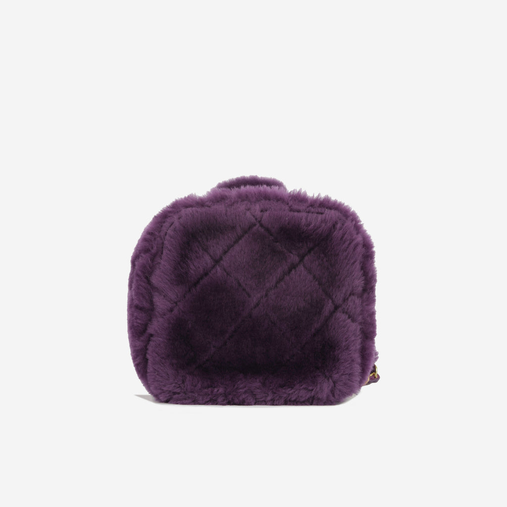 Chanel Chanel Métiers d'Art Pre-Fall 2022 Top Handle Vanity Case in Purple Shearling - Castel Clothing